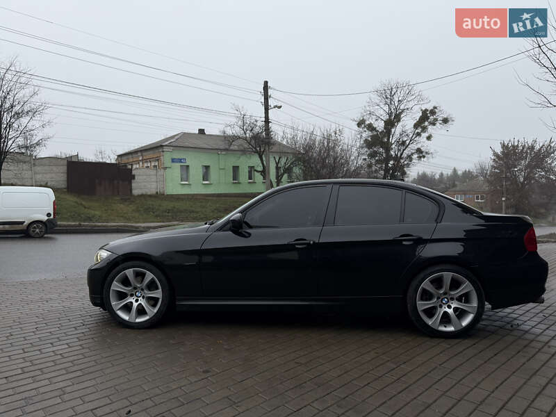 Седан BMW 3 Series 2011 в Харкові