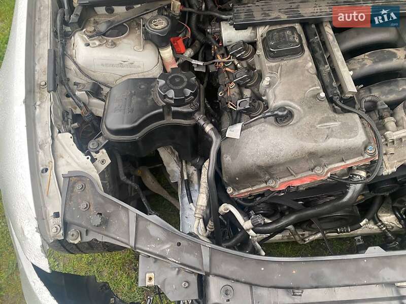 Седан BMW 3 Series 2005 в Каменском