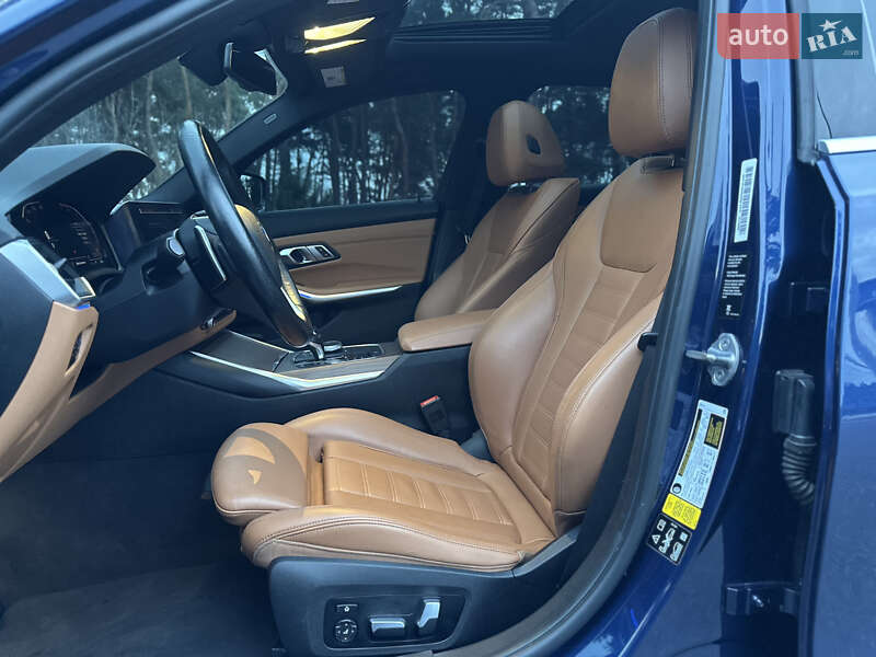 Седан BMW 3 Series 2019 в Киеве