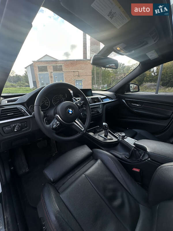 Седан BMW 3 Series 2015 в Львове