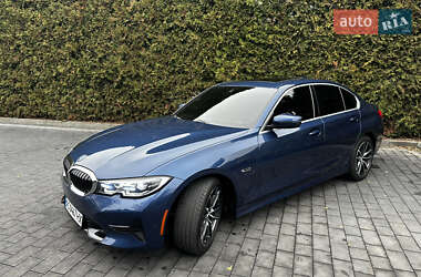 Седан BMW 3 Series 2022 в Києві