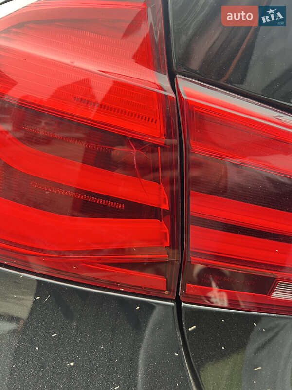 Седан BMW 3 Series 2017 в Львове