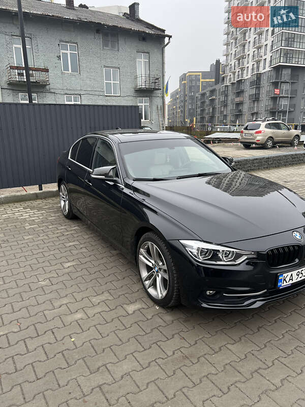 Седан BMW 3 Series 2017 в Львове