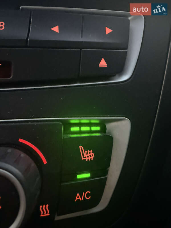 Седан BMW 3 Series 2014 в Києві