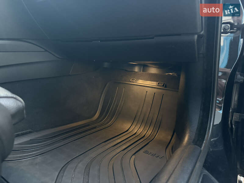 Седан BMW 3 Series 2014 в Києві