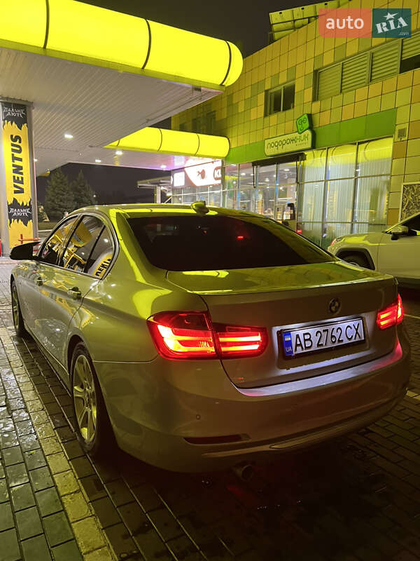 Седан BMW 3 Series 2012 в Києві