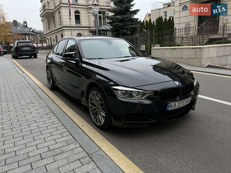 Седан BMW 3 Series 2018 в Киеве
