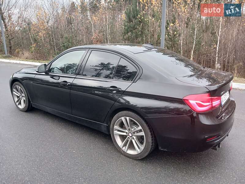 Седан BMW 3 Series 2017 в Киеве