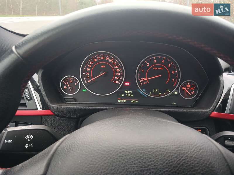 Седан BMW 3 Series 2017 в Киеве