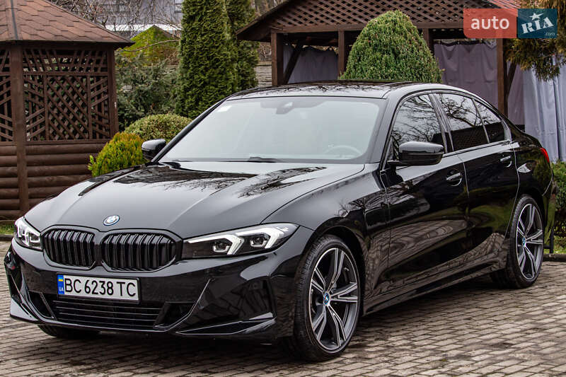 Седан BMW 3 Series 2022 в Львові