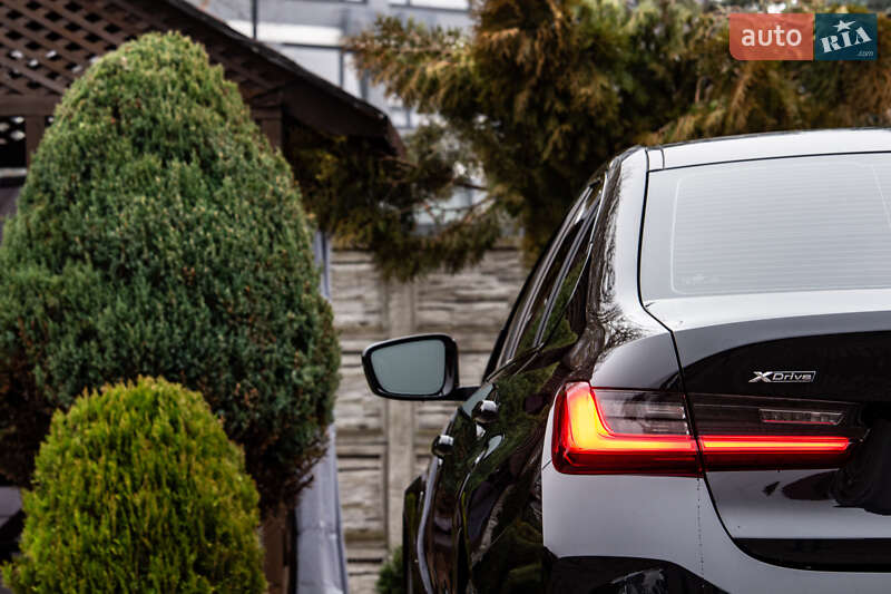 Седан BMW 3 Series 2022 в Львові