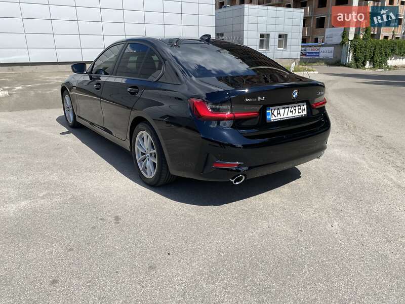 Седан BMW 3 Series 2020 в Киеве