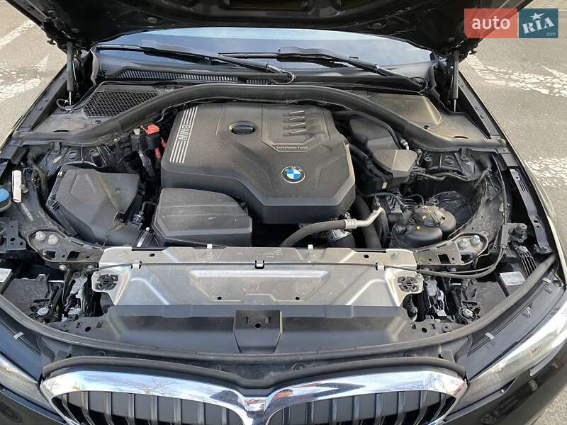 Седан BMW 3 Series 2020 в Киеве