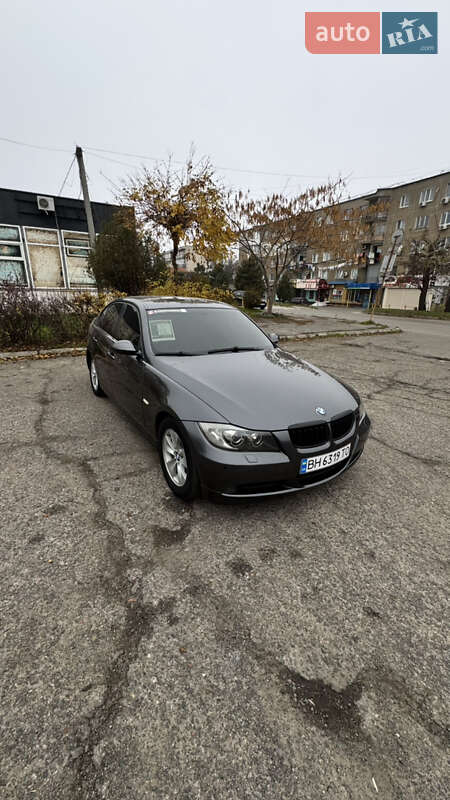 Седан BMW 3 Series 2005 в Белгороде-Днестровском