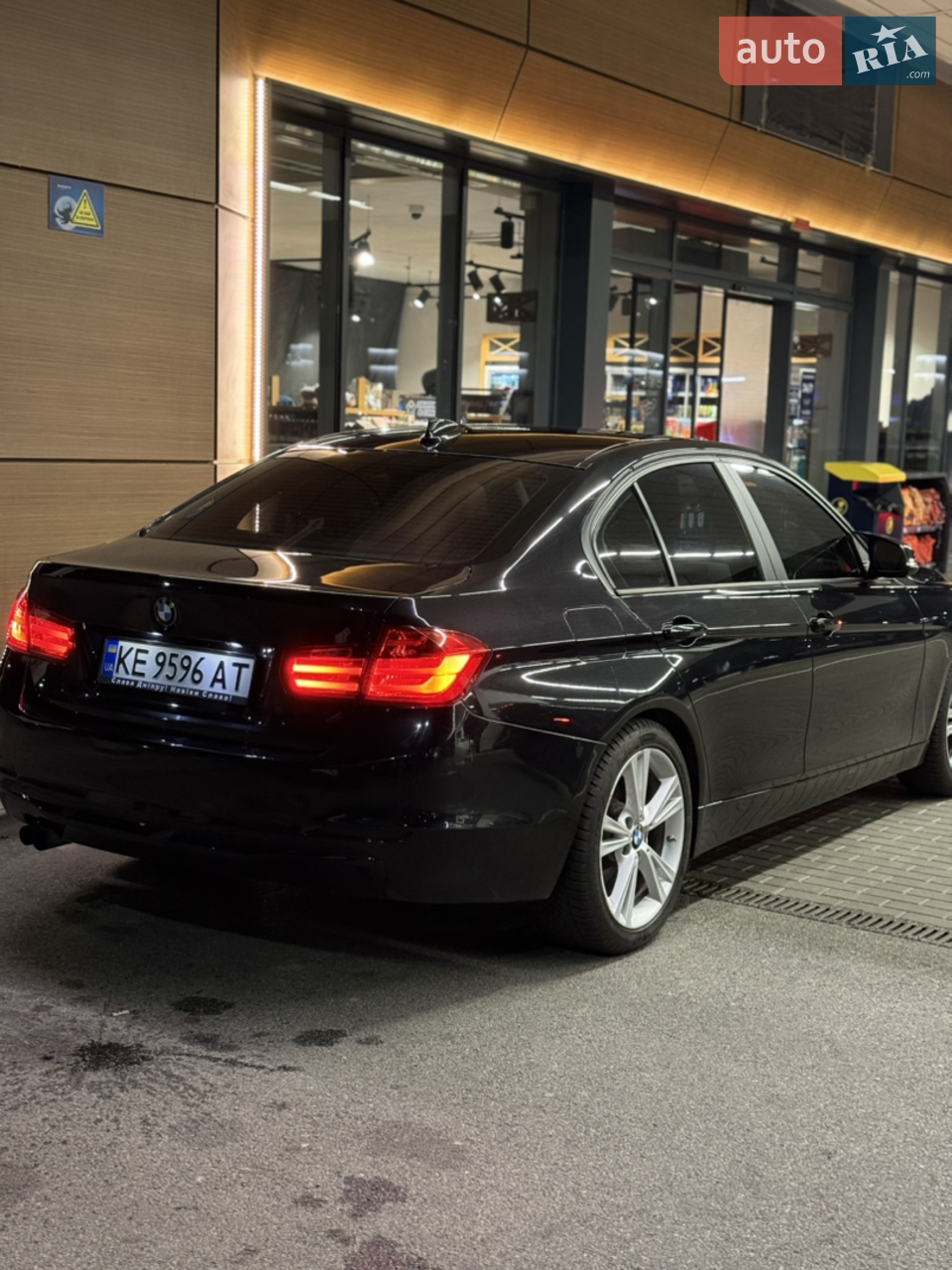 2011 BMW 3er - мініатюра 17