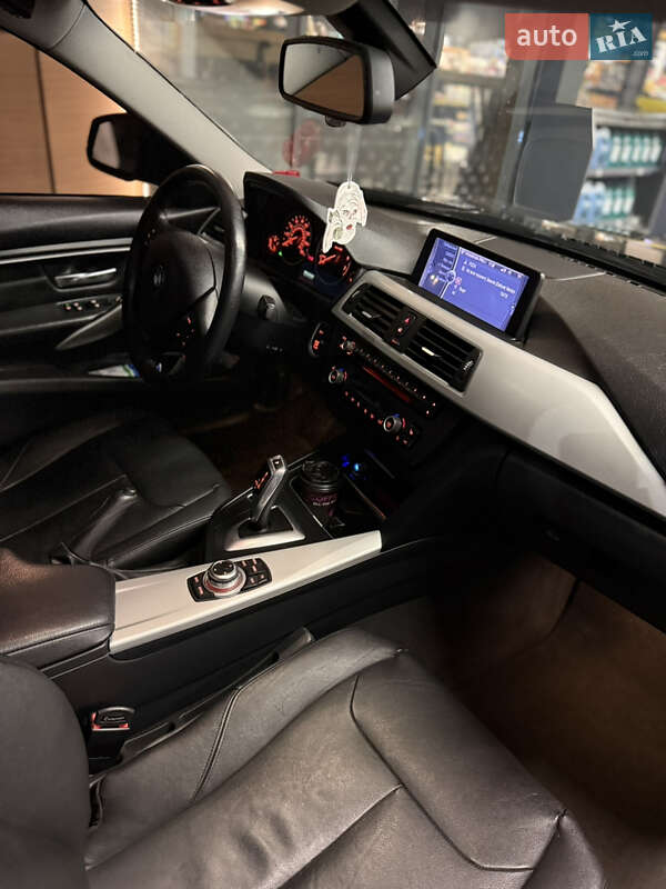 Седан BMW 3 Series 2012 в Дніпрі фото 7 Седан BMW 3 Series 2012 в Дніпрі