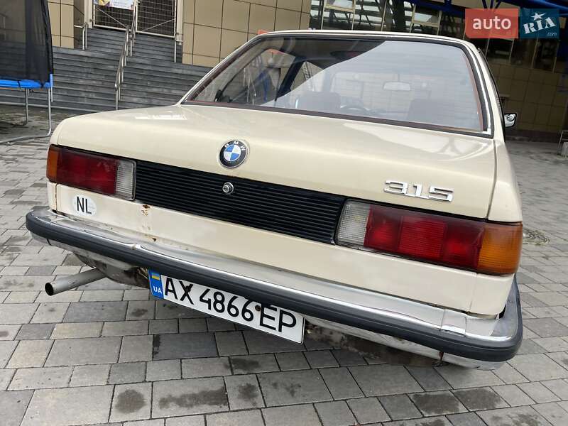 Седан BMW 3 Series 1983 в Харькове