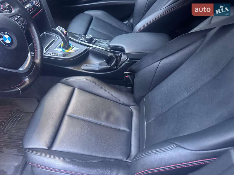 Седан BMW 3 Series 2016 в Николаеве фото 10 Седан BMW 3 Series 2016 в Николаеве