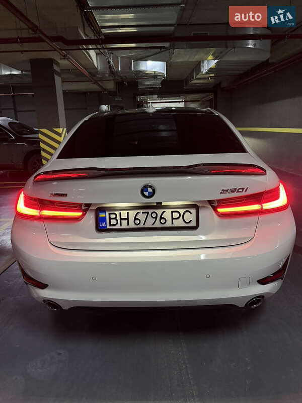 Седан BMW 3 Series 2019 в Одессе