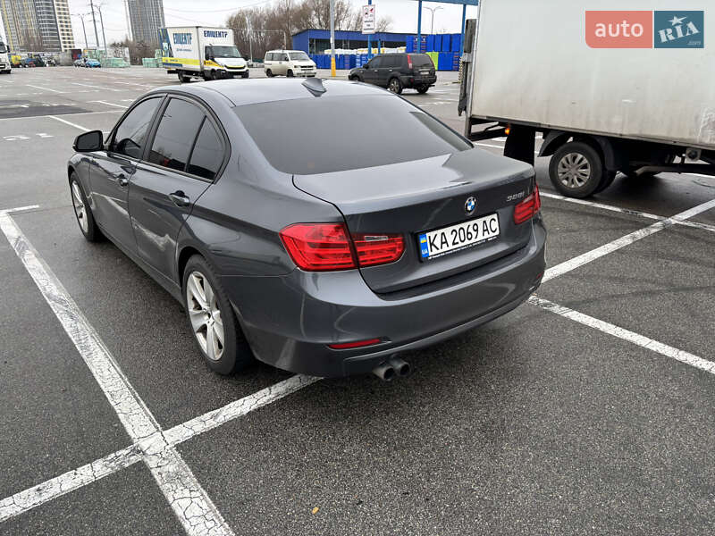 Седан BMW 3 Series 2013 в Киеве
