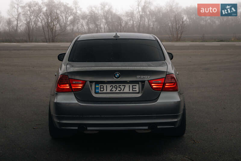 Седан BMW 3 Series 2009 в Кременчуге фото 10 Седан BMW 3 Series 2009 в Кременчуге