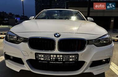 Седан BMW 3 Series 2016 в Киеве