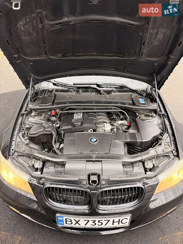 Универсал BMW 3 Series 2008 в Киеве