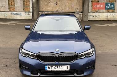 Седан BMW 3 Series 2021 в Ивано-Франковске