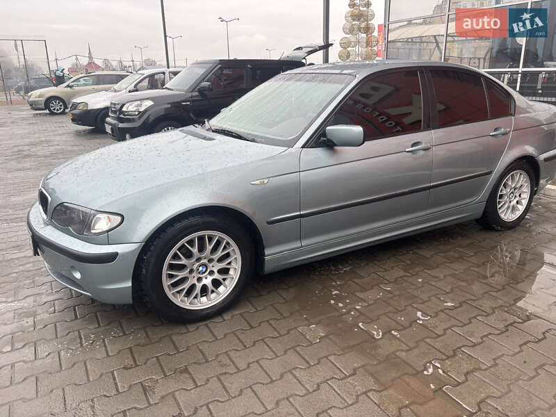 Седан BMW 3 Series 2002 в Черновцах