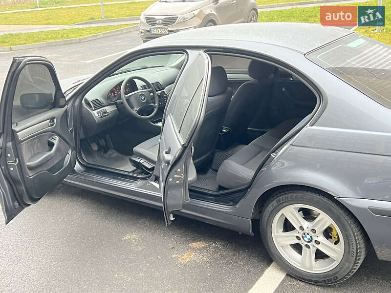 Седан BMW 3 Series 2002 в Чернігові