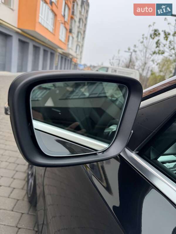 Седан BMW 3 Series 2024 в Виннице