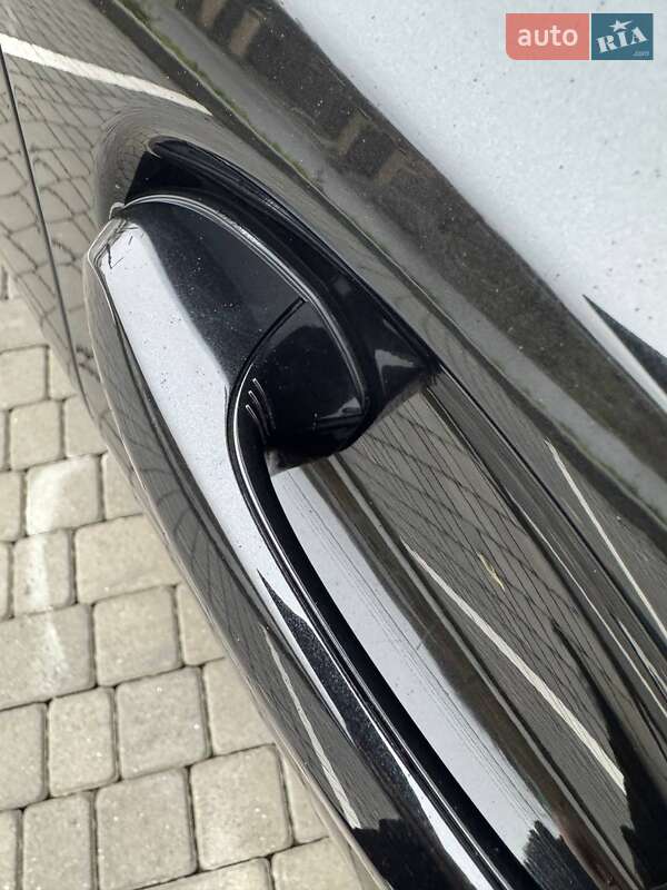 Седан BMW 3 Series 2024 в Виннице