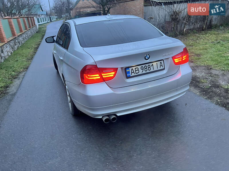 Седан BMW 3 Series 2011 в Калинівці