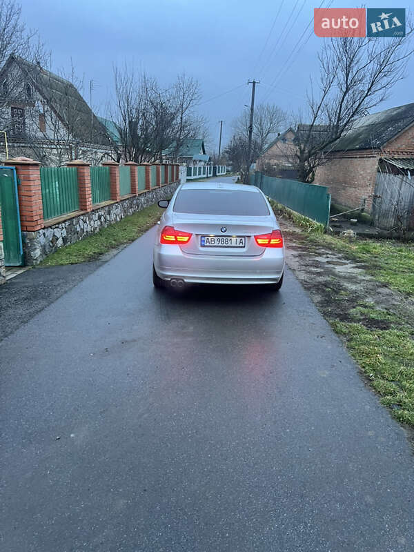 Седан BMW 3 Series 2011 в Калинівці
