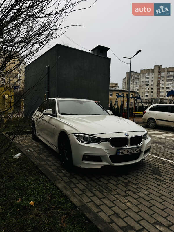 Седан BMW 3 Series 2013 в Львове