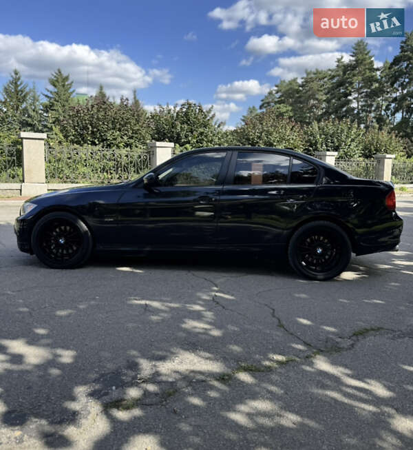 Седан BMW 3 Series 2011 в Днепре