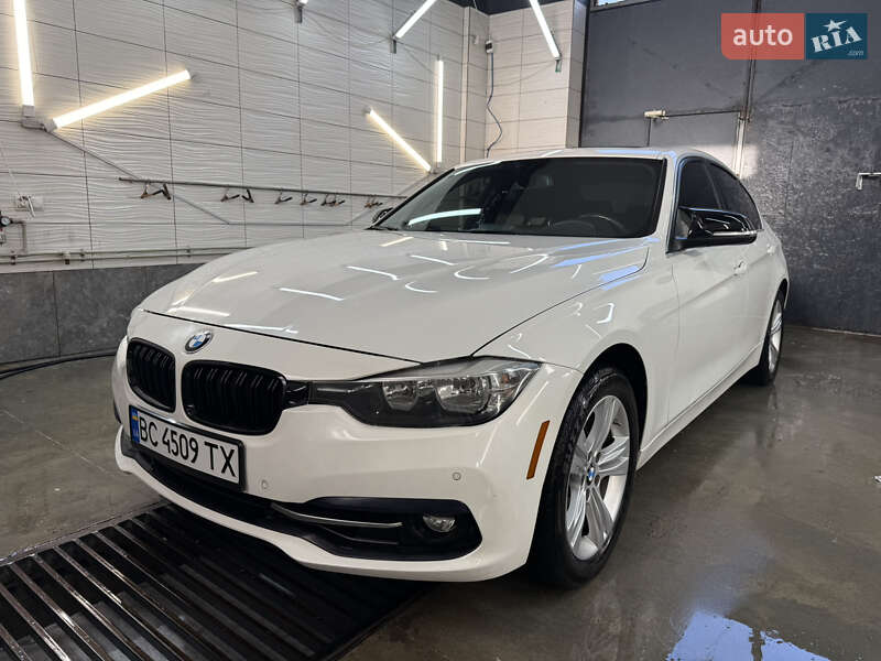 Седан BMW 3 Series 2017 в Новояворовске