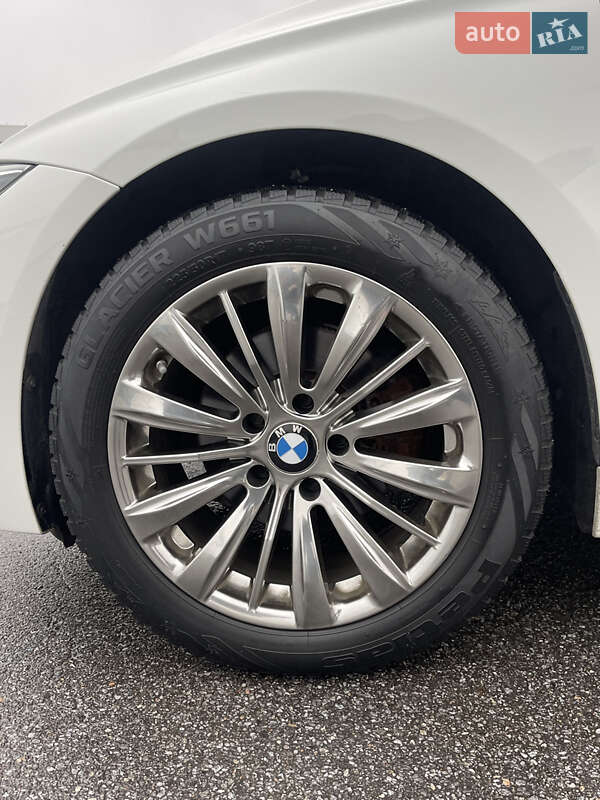 Седан BMW 3 Series 2015 в Бобрику