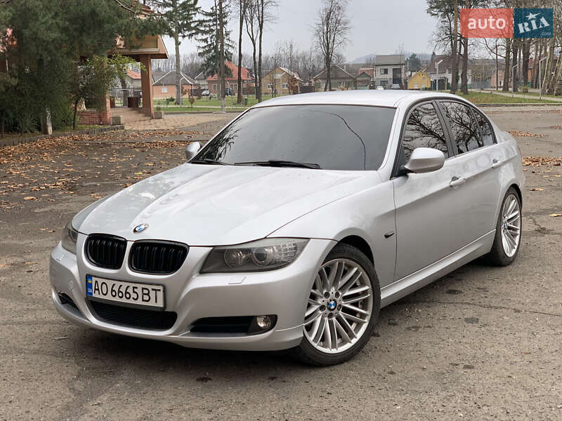 Седан BMW 3 Series 2009 в Мукачево фото Седан BMW 3 Series 2009 в Мукачево