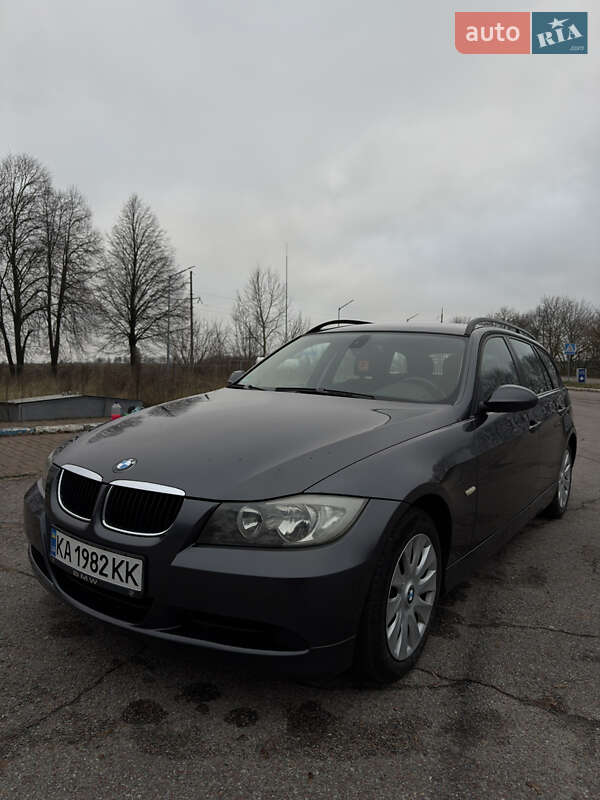 Универсал BMW 3 Series 2005 в Чернигове