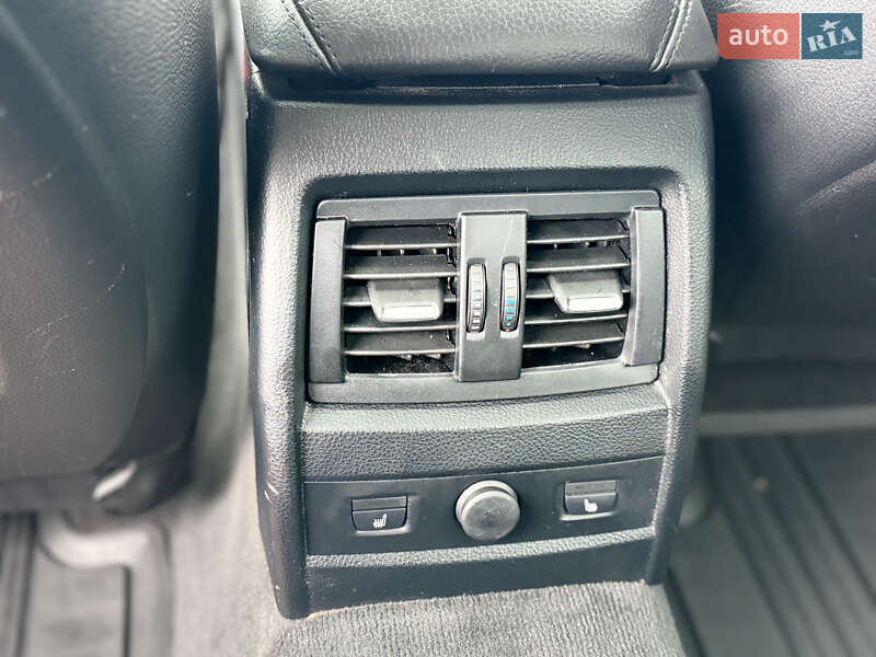 Седан BMW 3 Series 2014 в Львове