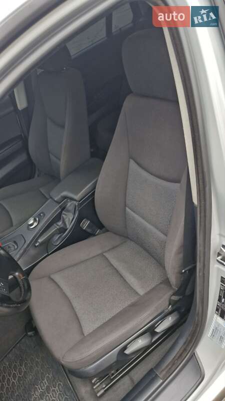 Универсал BMW 3 Series 2006 в Николаеве фото 15 Универсал BMW 3 Series 2006 в Николаеве