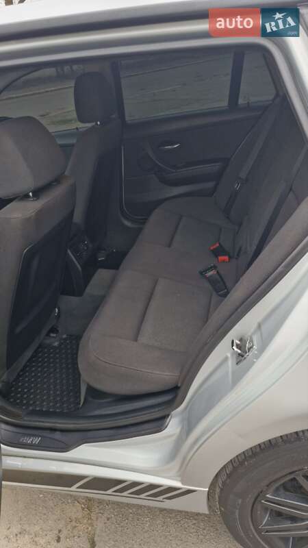Универсал BMW 3 Series 2006 в Николаеве фото 20 Универсал BMW 3 Series 2006 в Николаеве