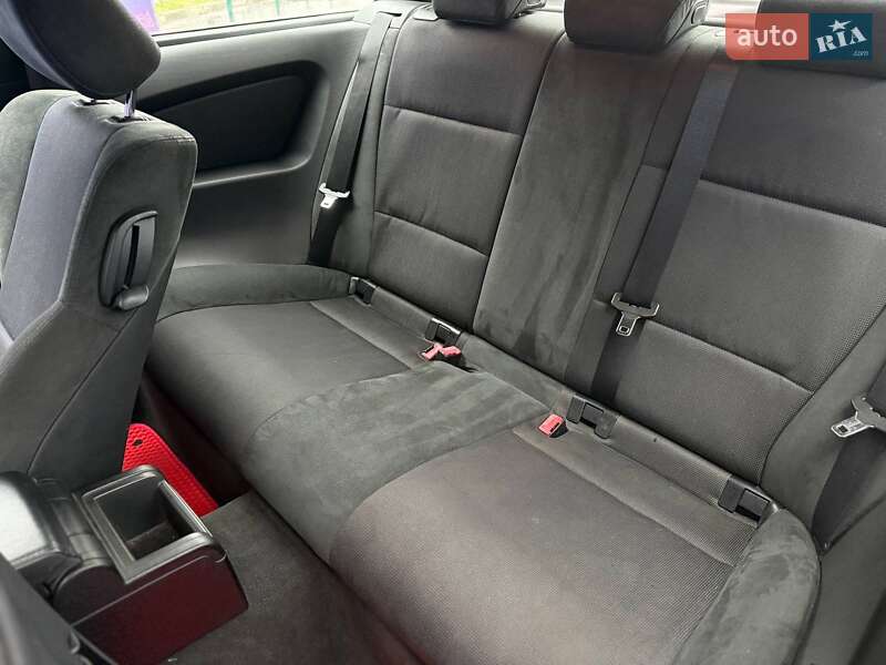 Купе BMW 3 Series 2004 в Запорожье