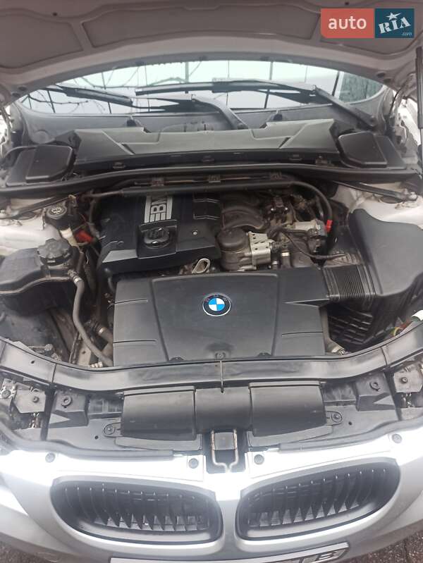 Універсал BMW 3 Series 2009 в Дніпрі фото 20 Універсал BMW 3 Series 2009 в Дніпрі