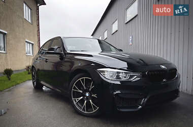 Седан BMW 3 Series 2017 в Киеве