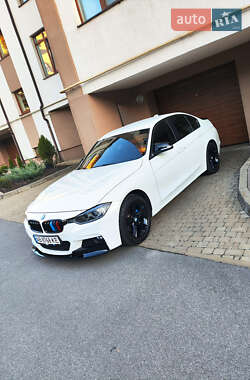 Седан BMW 3 Series 2013 в Виннице