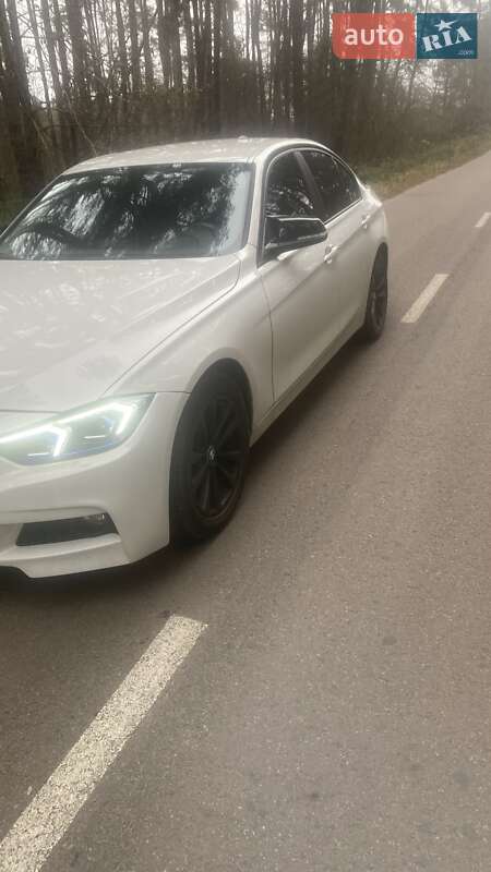 Седан BMW 3 Series 2013 в Кам'янці-Бузькій фото 3 Седан BMW 3 Series 2013 в Кам'янці-Бузькій