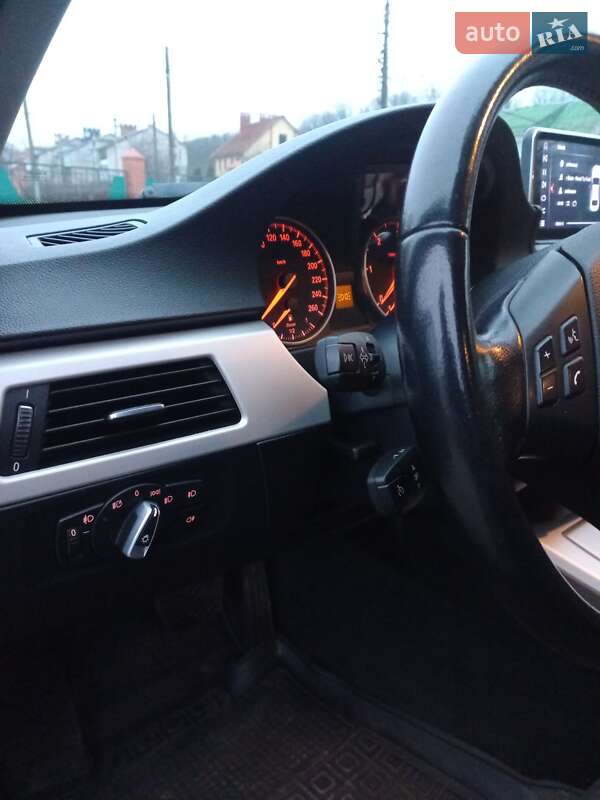 Универсал BMW 3 Series 2010 в Виннице фото 27 Универсал BMW 3 Series 2010 в Виннице