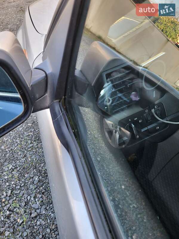 Універсал BMW 3 Series 2004 в Києві